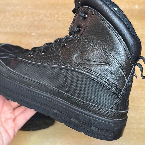 Nike Woodside 2 High ACG Big Kids' Boots - Picture 7 of 9